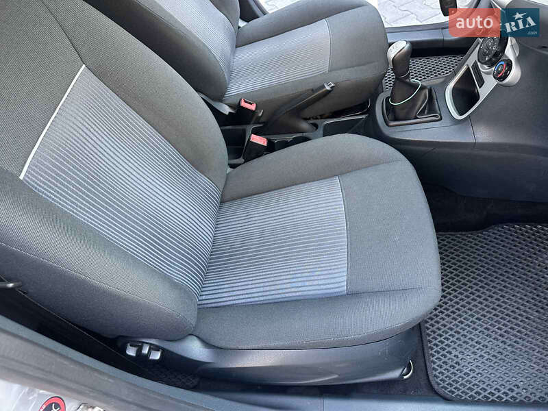 Хэтчбек Ford Fiesta 2011 в Киеве