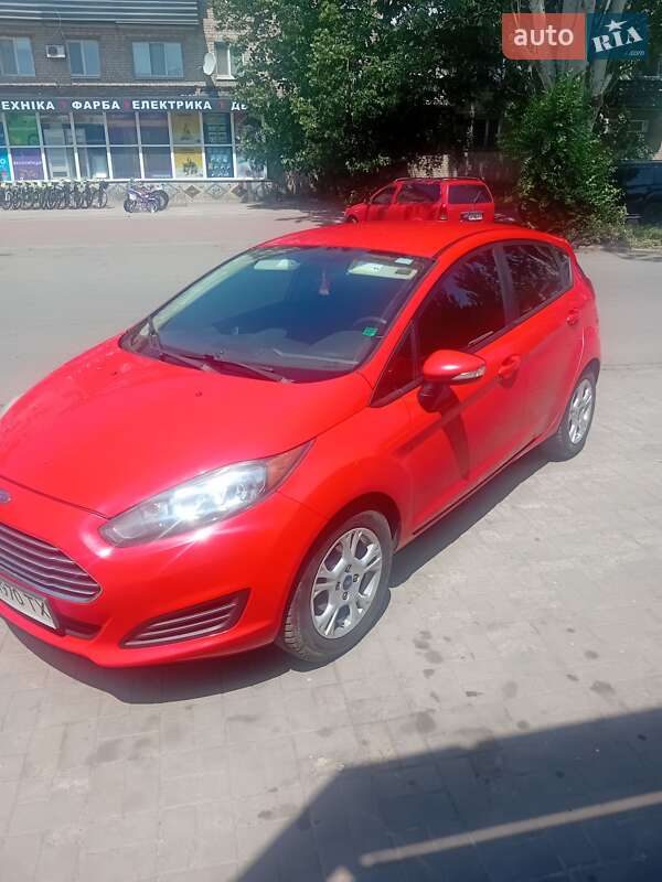Хэтчбек Ford Fiesta 2013 в Кривом Роге