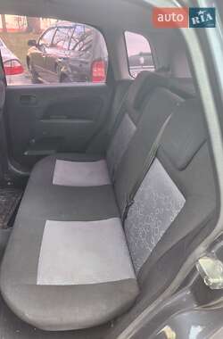 Хэтчбек Ford Fiesta 2007 в 