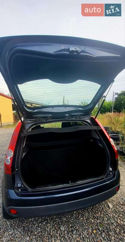 Хетчбек Ford Fiesta 2008 в Львові