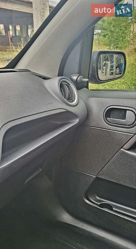 Хетчбек Ford Fiesta 2008 в Львові