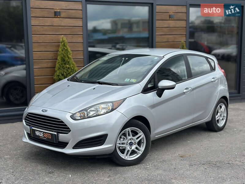 Седан Ford Fiesta 2019 в Шептицькому