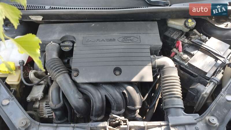 Хэтчбек Ford Fiesta 2007 в Чернигове