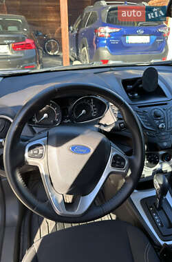 Хетчбек Ford Fiesta 2013 в 