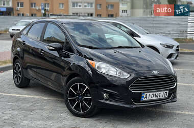 Седан Ford Fiesta 2016 в 