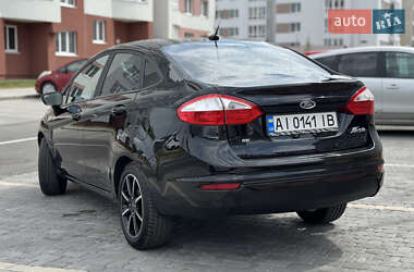 Седан Ford Fiesta 2016 в 