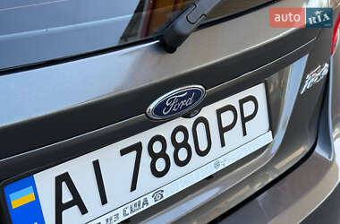 Хэтчбек Ford Fiesta 2018 в 