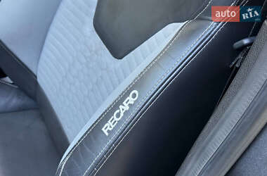 Хэтчбек Ford Fiesta 2018 в 