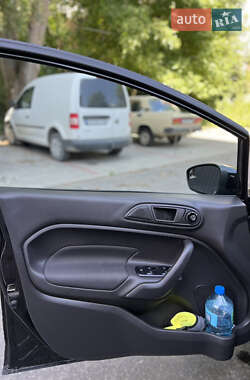 Седан Ford Fiesta 2019 в 