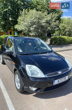 Хетчбек Ford Fiesta 2003 в 