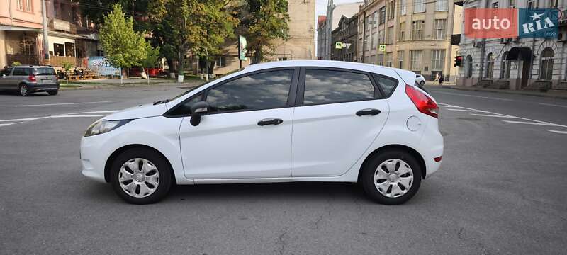 Хэтчбек Ford Fiesta 2012 в Харькове