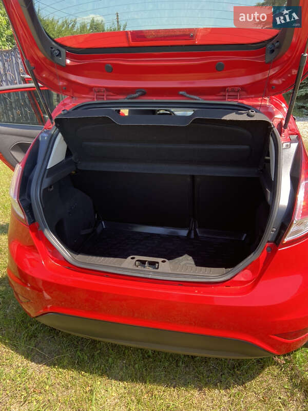 Хэтчбек Ford Fiesta 2013 в Тернополе