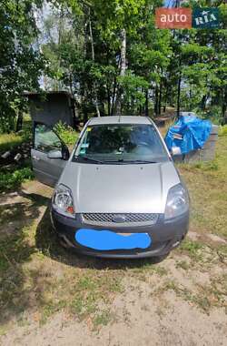 Хетчбек Ford Fiesta 2007 в 