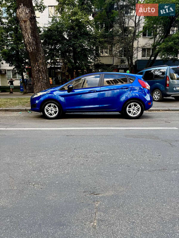 Хэтчбек Ford Fiesta 2018 в Киеве