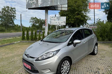 Хэтчбек Ford Fiesta 2010 в Львове
