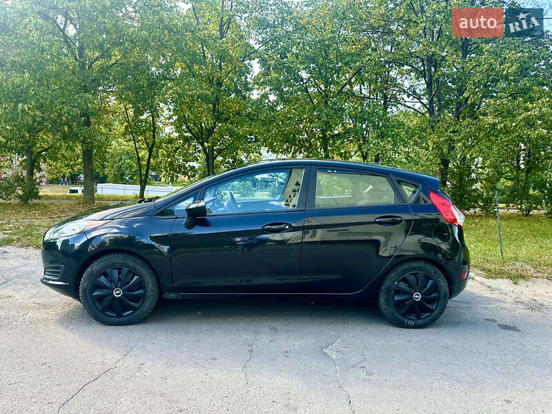 Хэтчбек Ford Fiesta 2014 в Сумах фото 2 Хэтчбек Ford Fiesta 2014 в Сумах