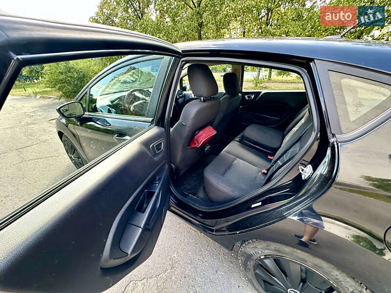 Хэтчбек Ford Fiesta 2014 в Сумах фото 9 Хэтчбек Ford Fiesta 2014 в Сумах