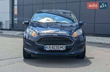 Хэтчбек Ford Fiesta 2013 в 