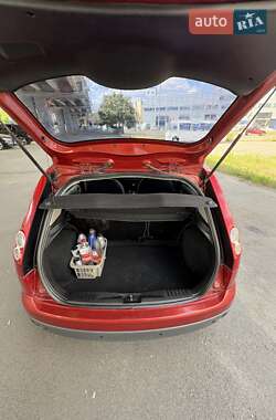 Хэтчбек Ford Fiesta 2008 в 