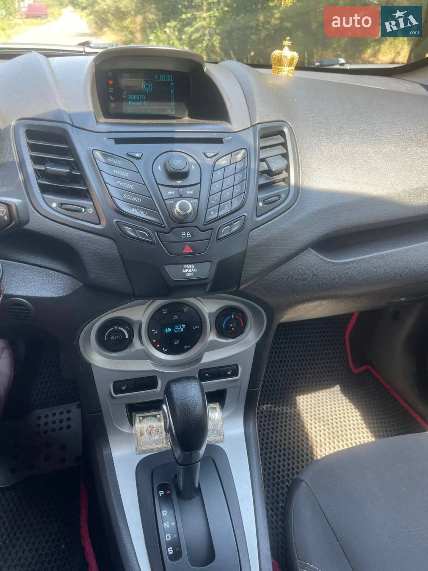 2014 Ford Fiesta - мініатюра 33