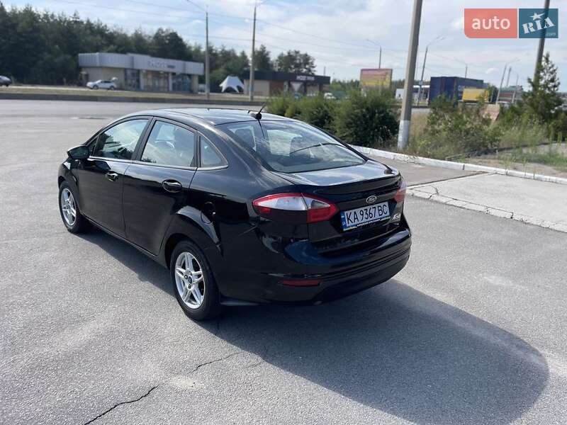 Седан Ford Fiesta 2018 в Каменском