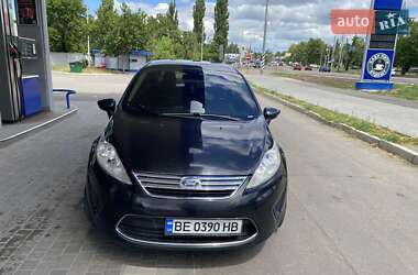 Седан Ford Fiesta 2011 в 