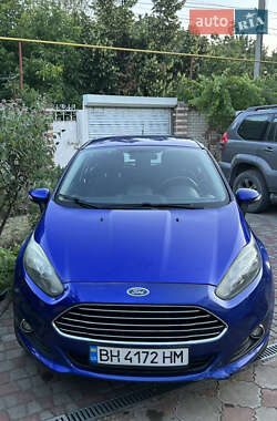 Хэтчбек Ford Fiesta 2013 в 