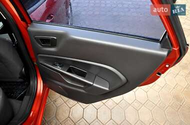 Седан Ford Fiesta 2018 в 