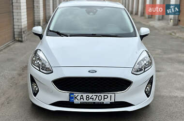 Хэтчбек Ford Fiesta 2019 в 
