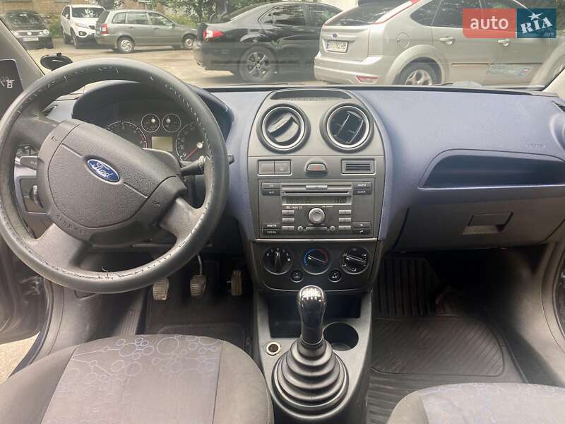 Хетчбек Ford Fiesta 2006 в Києві