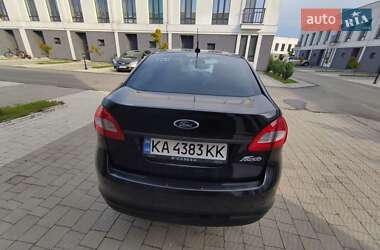 Седан Ford Fiesta 2013 в Киеве