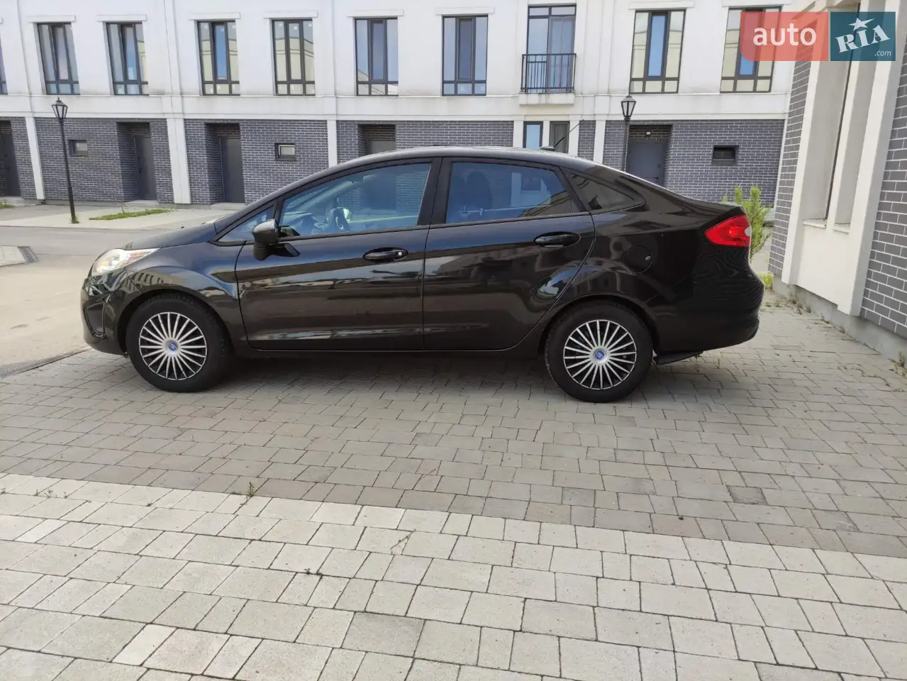 2013 Ford Fiesta - мініатюра 19