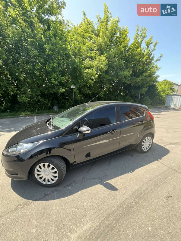 Хэтчбек Ford Fiesta 2009 в Каменец-Подольском