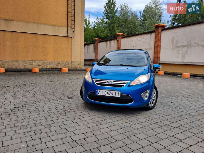 Седан Ford Fiesta 2011 в Коломиї