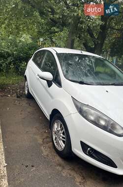 Хэтчбек Ford Fiesta 2013 в 