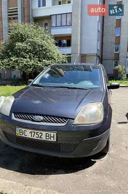 Хэтчбек Ford Fiesta 2007 в 