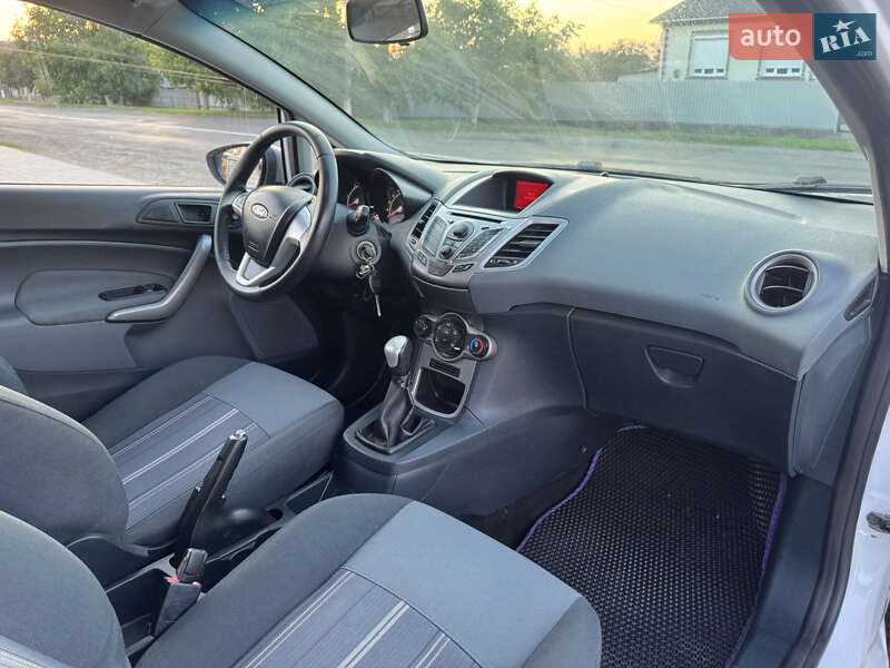 Хэтчбек Ford Fiesta 2009 в Новоселице фото 19 Хэтчбек Ford Fiesta 2009 в Новоселице