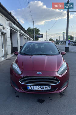 Седан Ford Fiesta 2016 в 