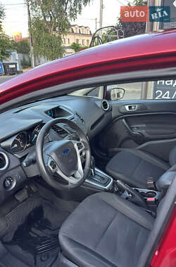 Седан Ford Fiesta 2016 в 