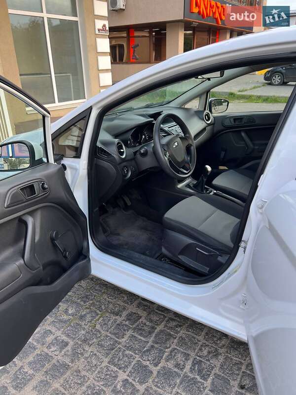 Седан Ford Fiesta 2019 в Ахтырке