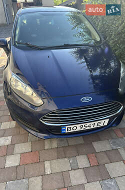 Седан Ford Fiesta 2015 в Тернополе
