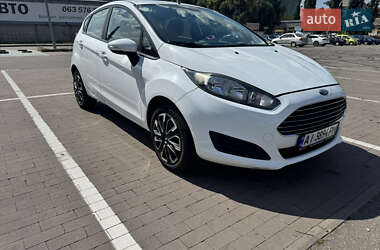 Хэтчбек Ford Fiesta 2013 в 