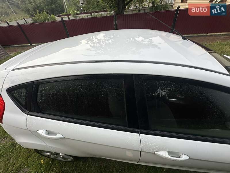 Хэтчбек Ford Fiesta 2014 в Берегомете