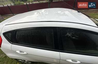 Хэтчбек Ford Fiesta 2014 в 
