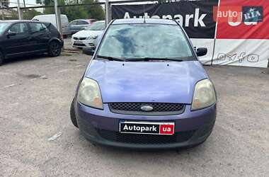 Хэтчбек Ford Fiesta 2006 в 
