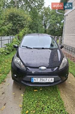 Хэтчбек Ford Fiesta 2010 в Ивано-Франковске