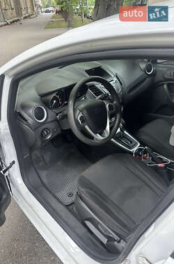 Седан Ford Fiesta 2018 в 