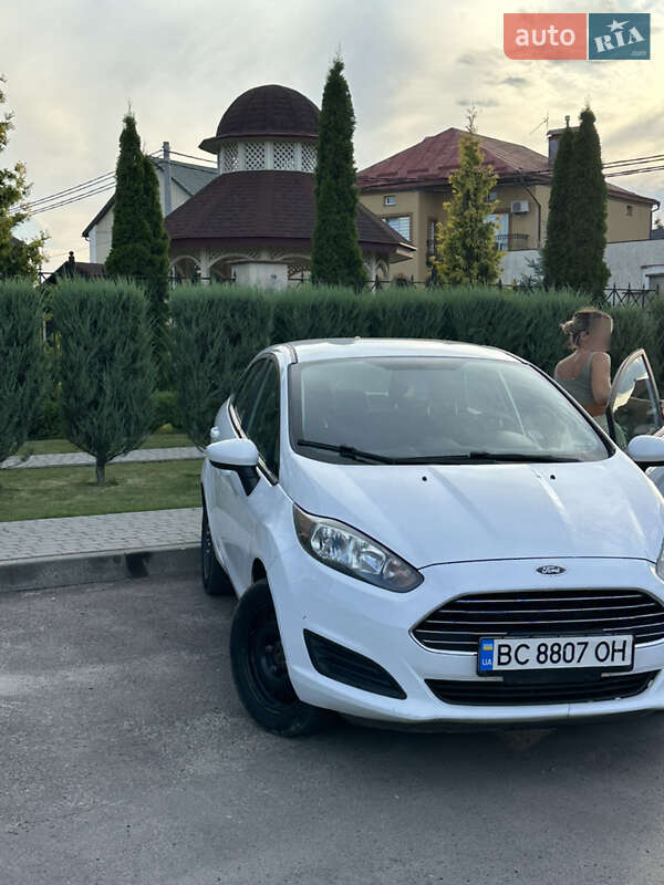 Седан Ford Fiesta 2016 в Шептицькому фото 2 Седан Ford Fiesta 2016 в Шептицькому