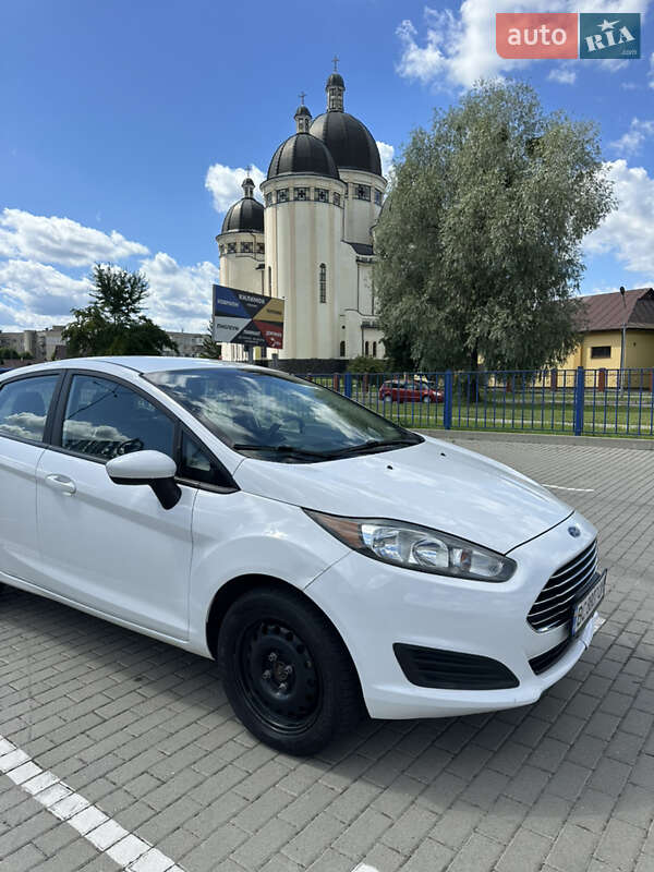 Седан Ford Fiesta 2016 в Шептицькому фото 21 Седан Ford Fiesta 2016 в Шептицькому