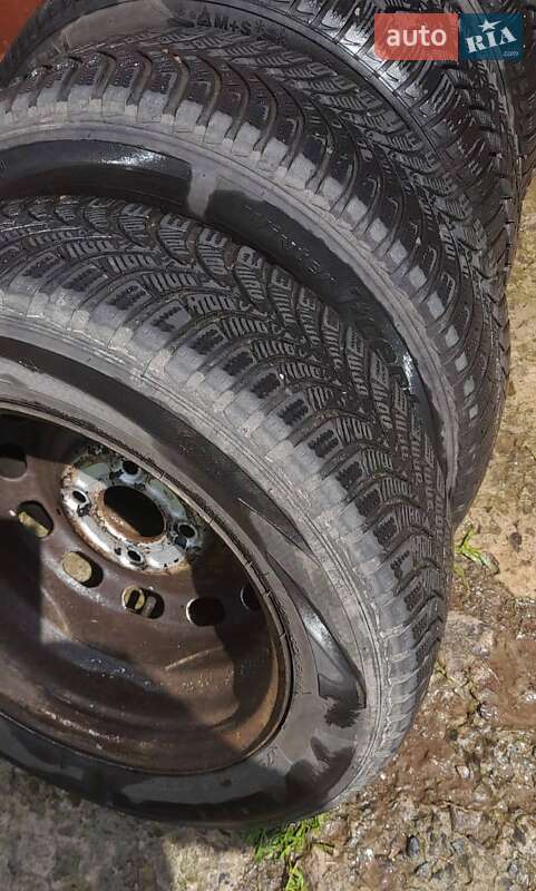 Хэтчбек Ford Fiesta 2010 в Луцке фото 10 Хэтчбек Ford Fiesta 2010 в Луцке